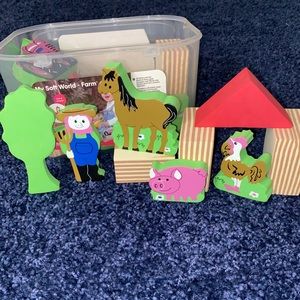 Build-A-Farm My Soft Play Foam Blocks